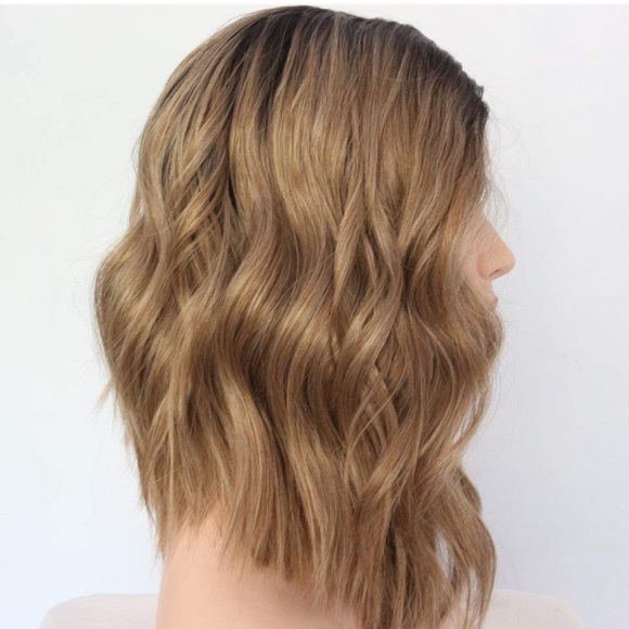 ?Jori 14” Wavy LACE FRONT Dark ROOT WIG ? NWT